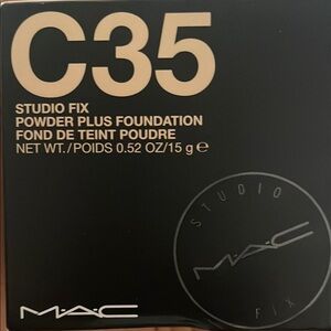 MAC Studio Fix Foundation C35